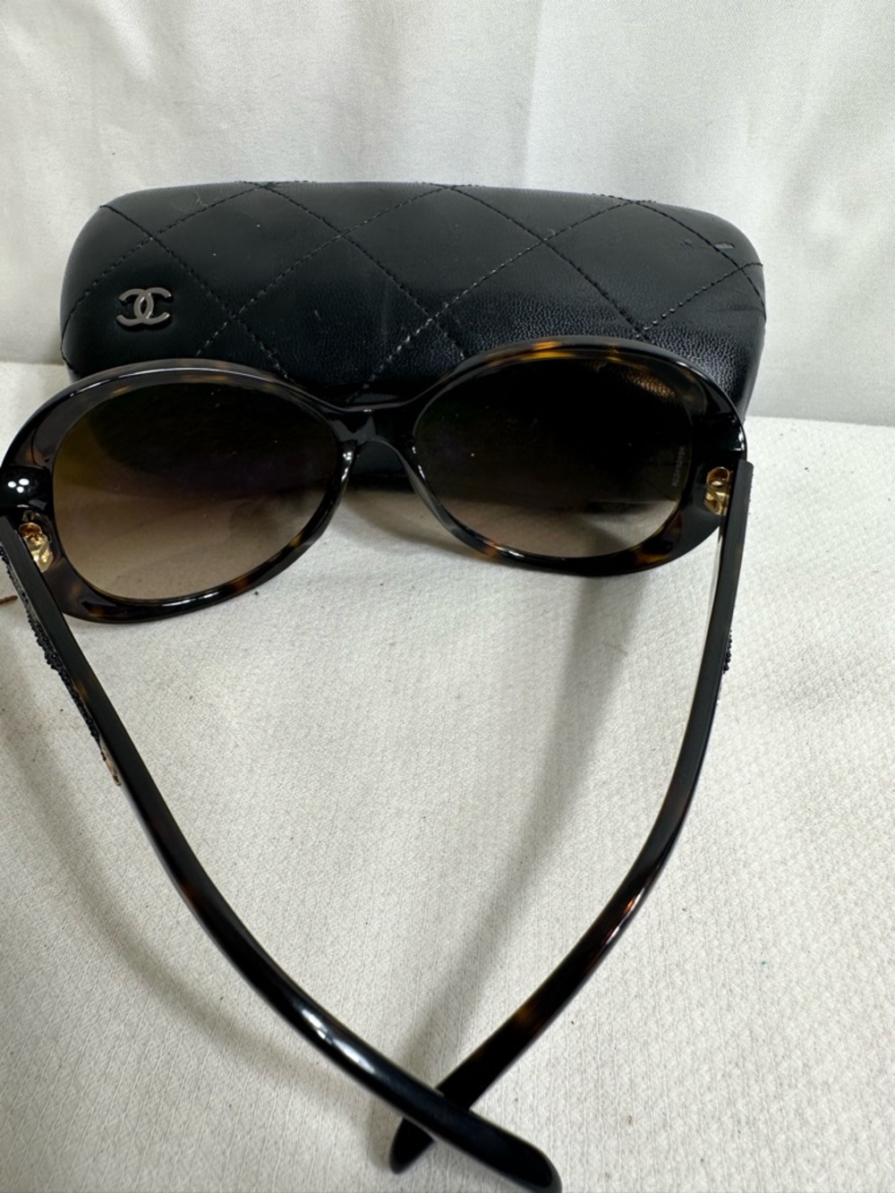 Chanel Oversized Sunglasses - Picture 8 of 12